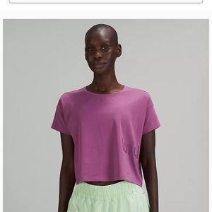 Lululemon cates tee